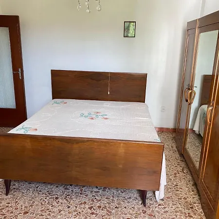 Un Tuffo Nel Passato, Da Nonna Tere Holiday home Aulla
